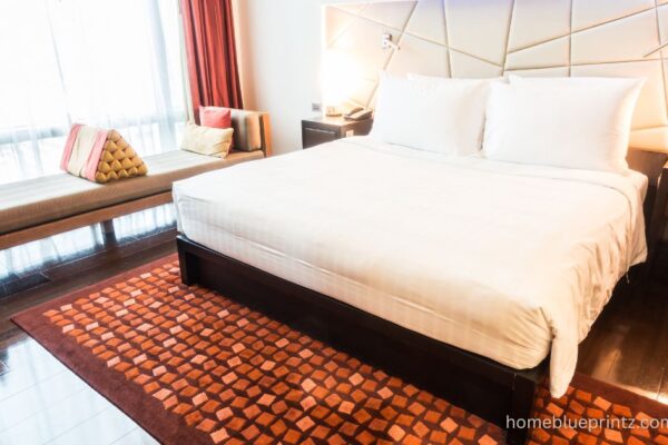 Rug Size for Queen Bed