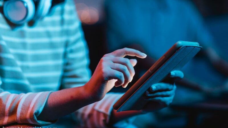 Twizchat.com: The New Era of Online Conversations